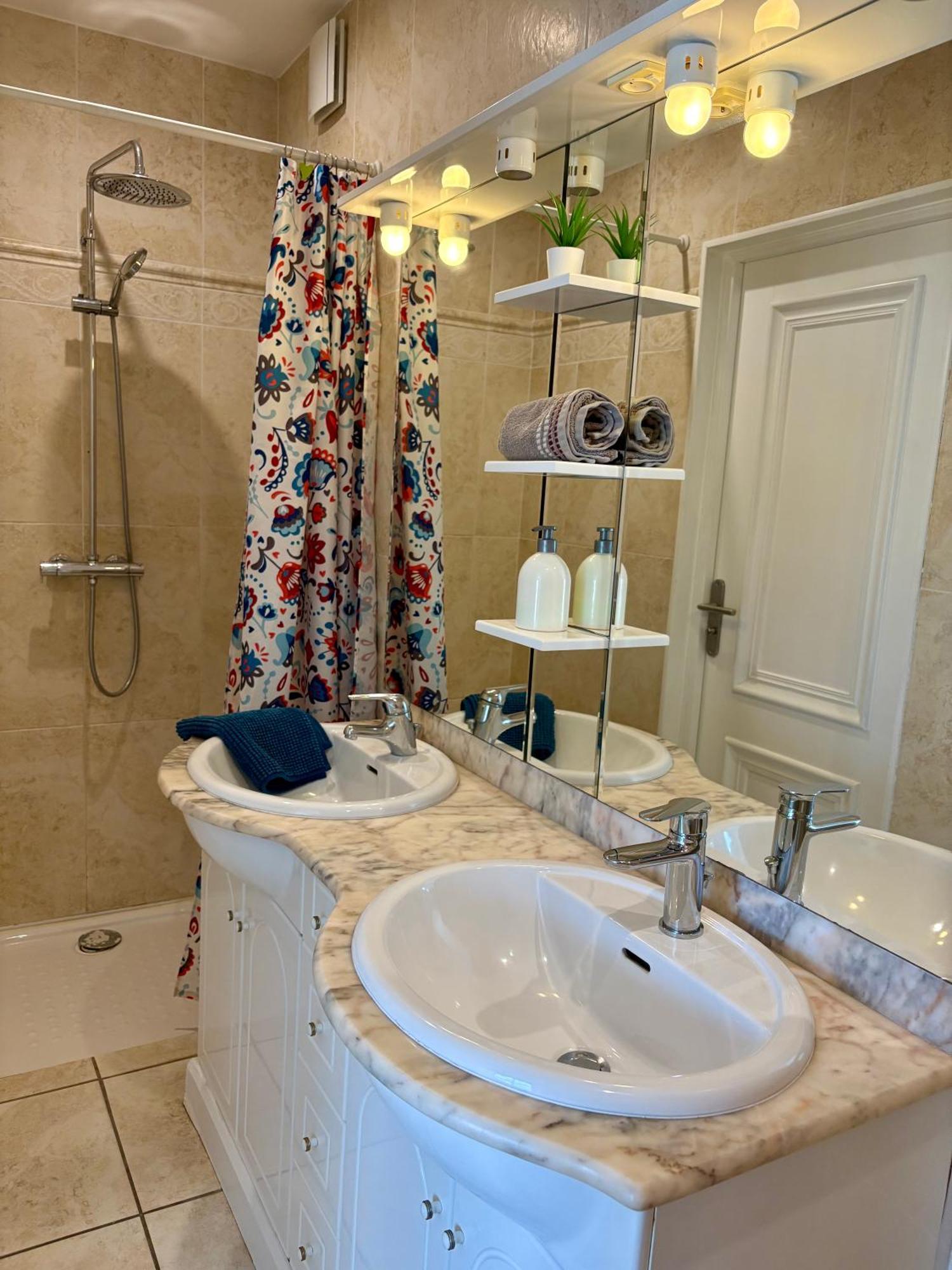 Domaine Les Buis Bed & Breakfast Saint-Fortunat-sur-Eyrieux Exterior photo